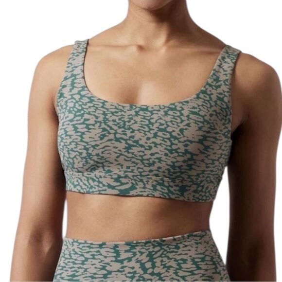 Athleta Exhale Bra Ocelot Spot Bluff Grey Small D-DD Cup Sports NWOT - Picture 1 of 11